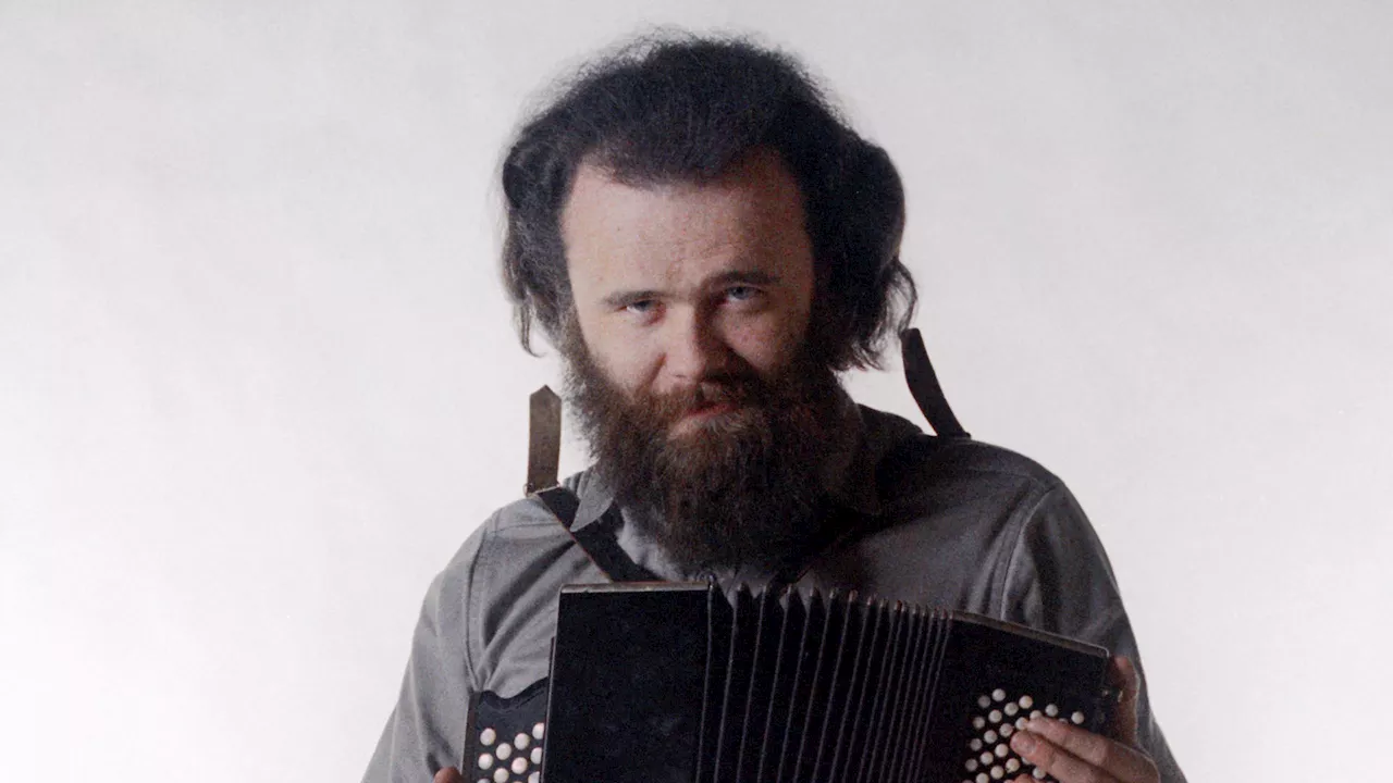 Garth Hudson, The Band's Last Living Original Member, Dies at 84