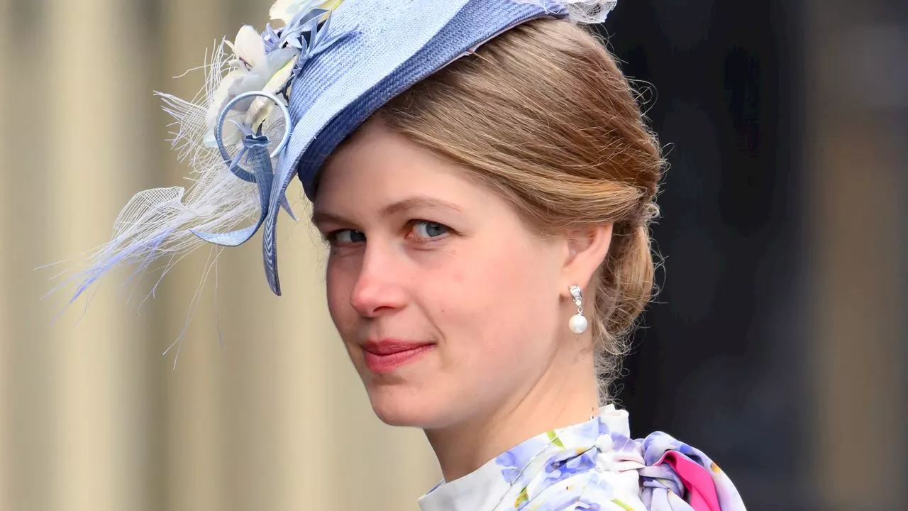 Lady Louise Windsor : La Petite-fille de la Reine S'entraîne comme Officier Militaire