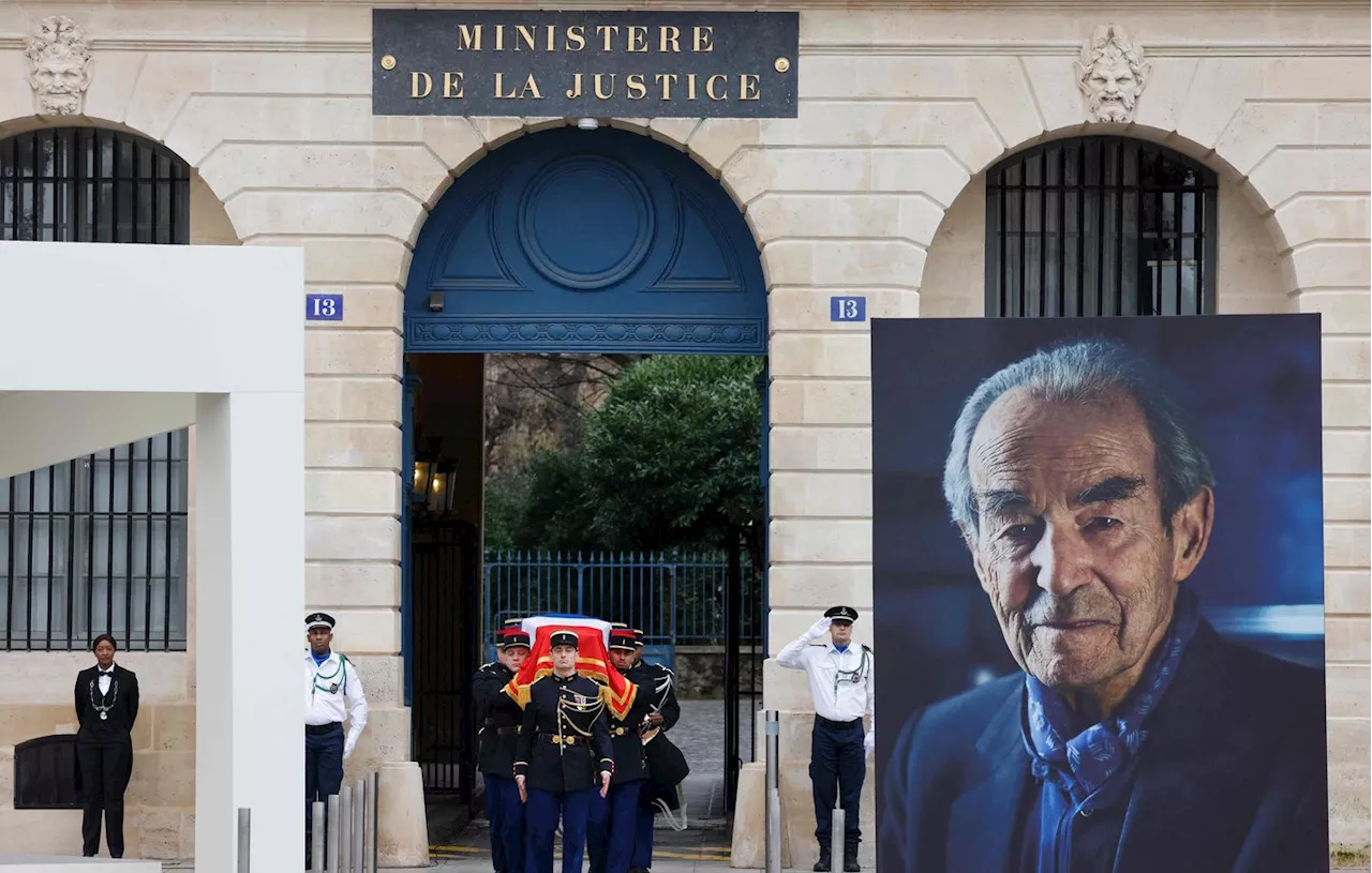 Hommage national à Robert Badinter : « Votre nom devra s’inscrire au Panthéon », lance Emmanuel Macron