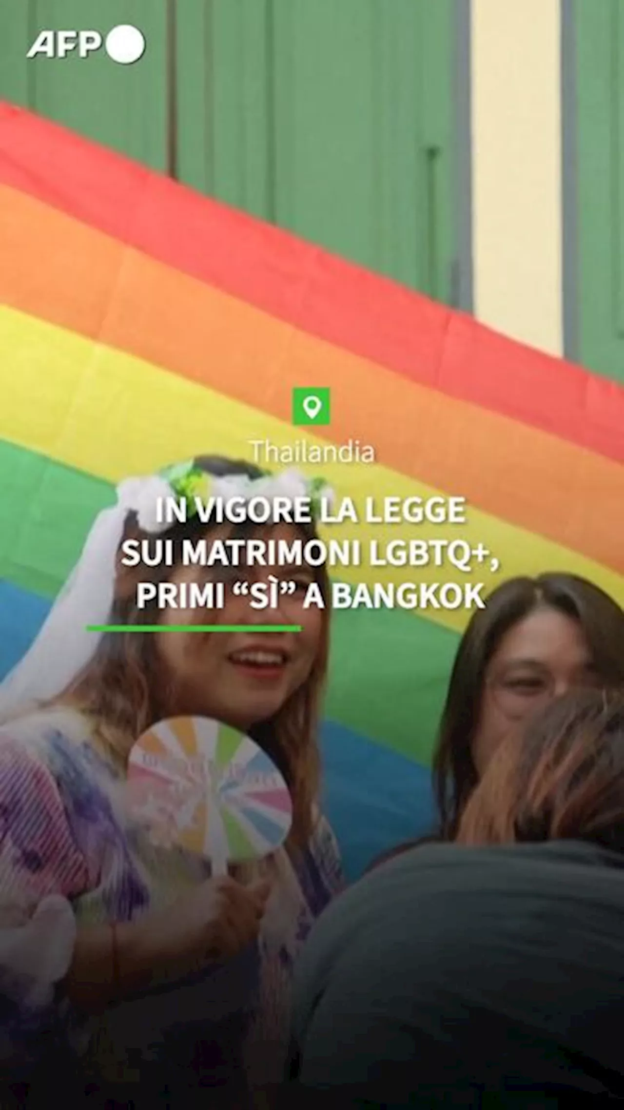 Thailandia, in vigore la legge sui matrimoni Lgbtq+: celebrati i primi 'si''