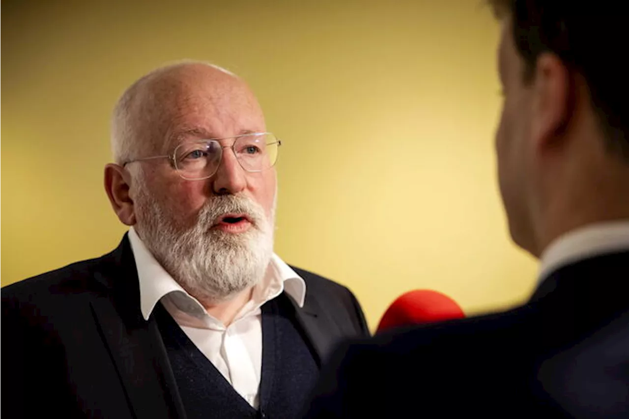 Timmermans: 'Mai concluso contratti segreti con le lobby'