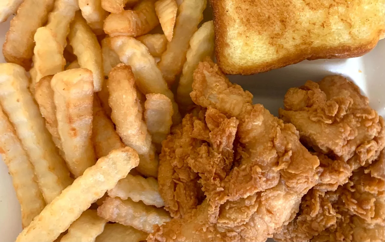 Guthrie's Chicken Finger Restaurant Opens in Hoover