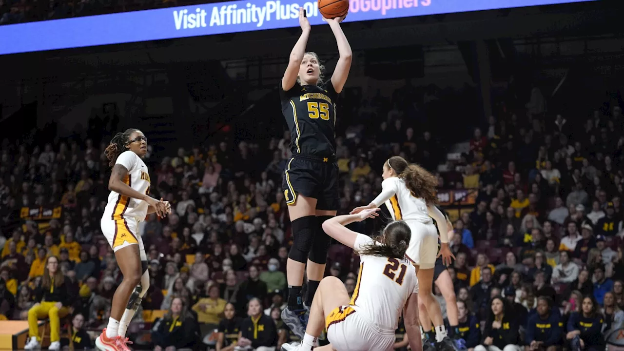 Swords scores 23, Olson adds 19 as freshmen lead No. 24 Michigan women past No. 23 Minnesota 70-65