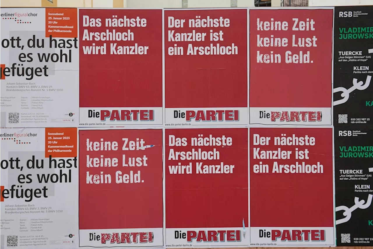 Wahlplakate verschwinden vor CSU-Zentrale - Sonneborn stellt Strafanzeige