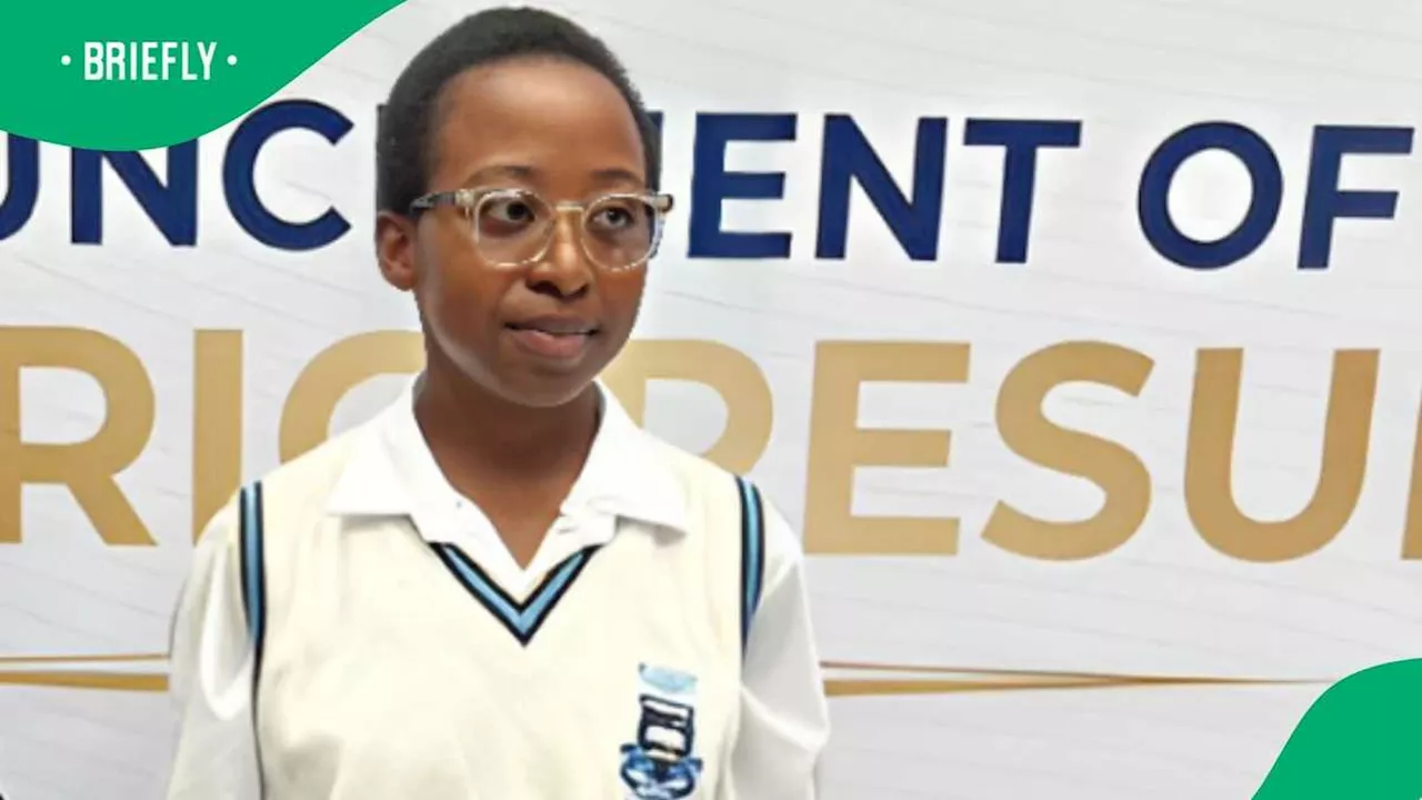 “Please Give Me Study Tips”: Matriculant Shows Gifts Received for Being Top Learner, SA Touched