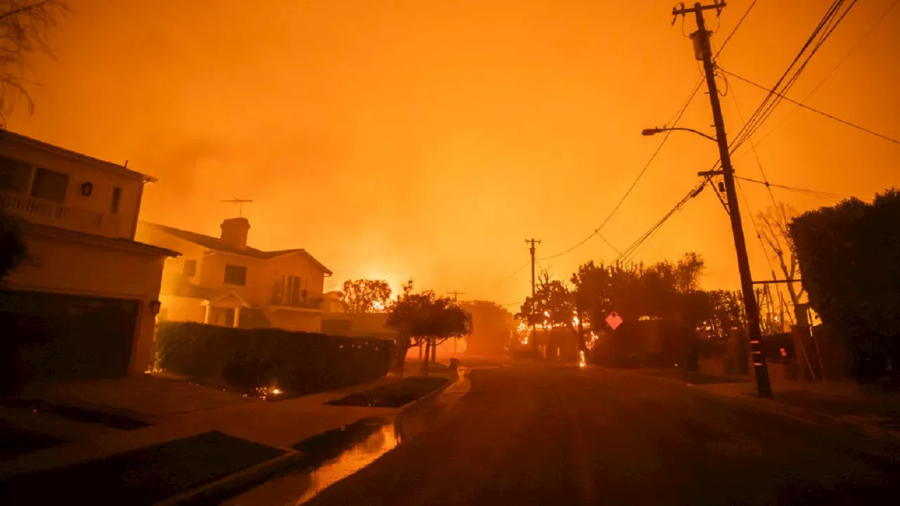 Hughes Fire Forces Evacuations, Burns Thousands of Acres near Los Angeles