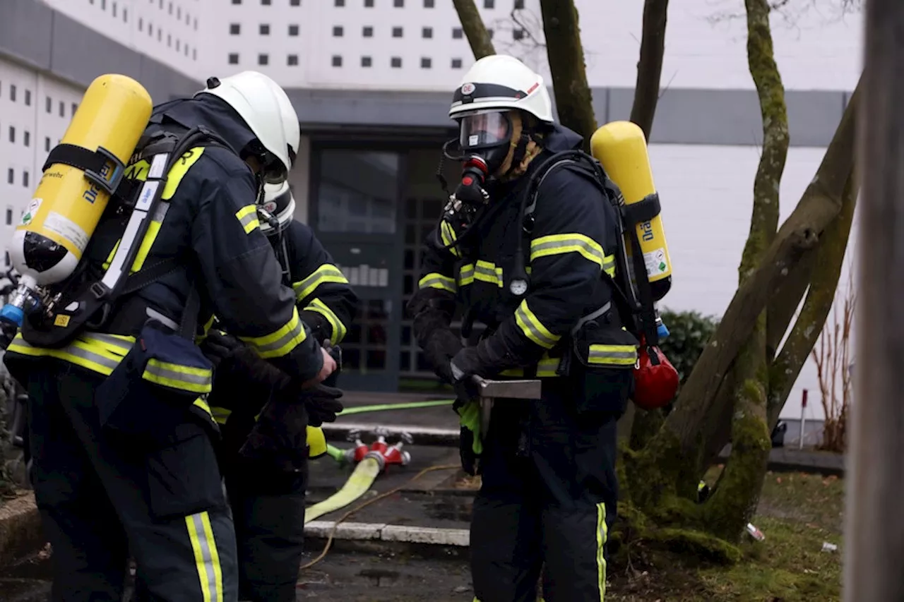 Feuer in Kölner Mehrfamilienhaus - Zwei Tote