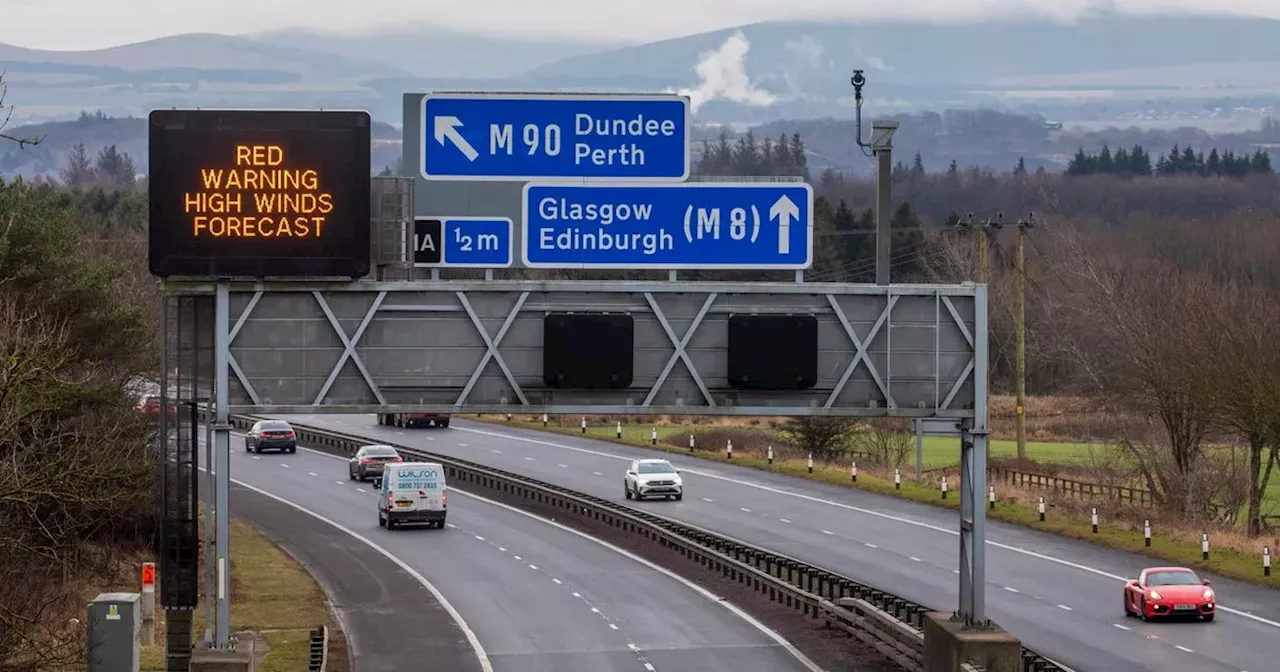 Exact time Storm Éowyn will hit Glasgow in red weather warning hour by hour forecast