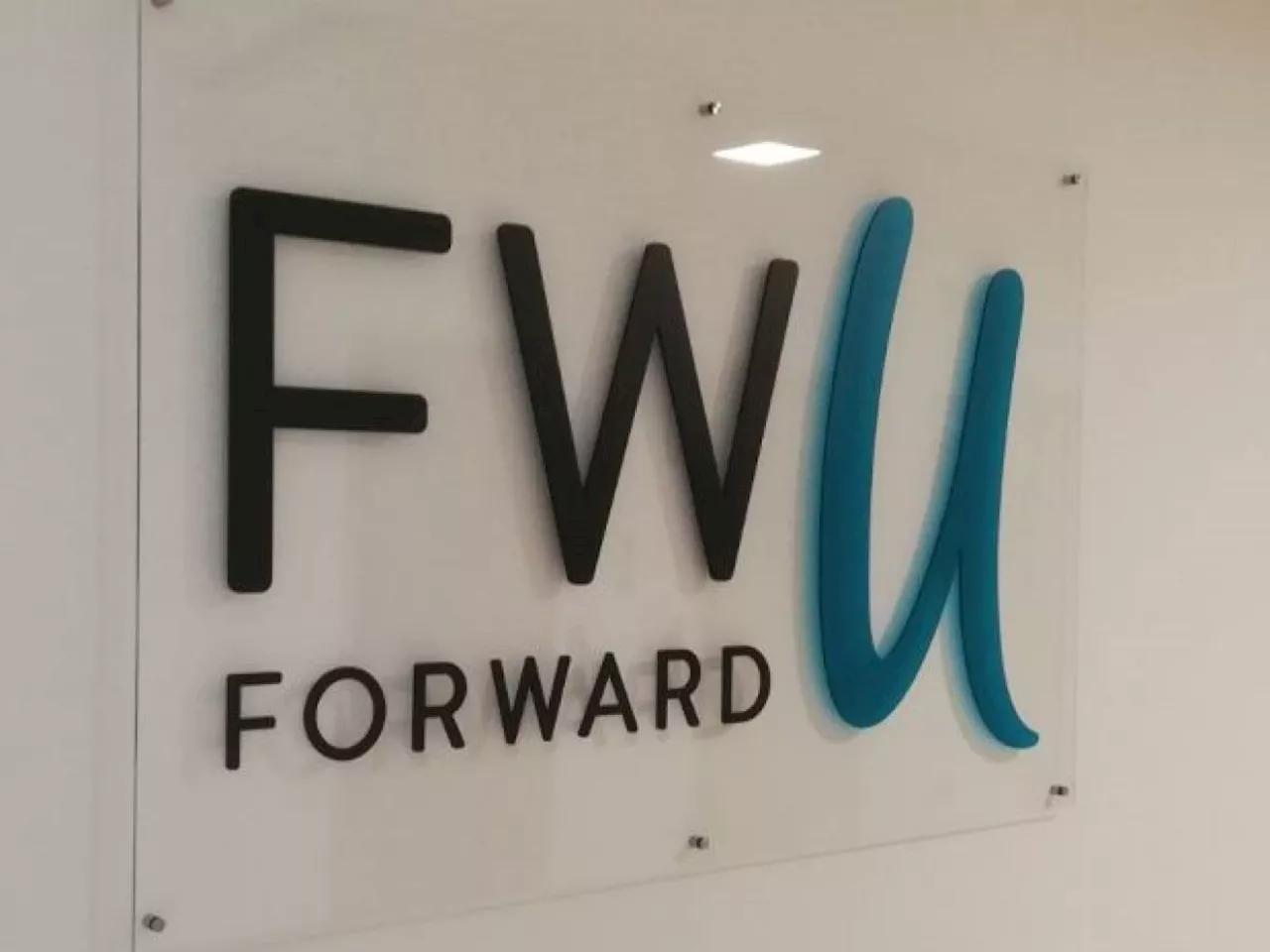 FWU Life Insurance Lux SA in Liquidazione Coatta: 100.000 Risparmiatori Italiani Coinvolti