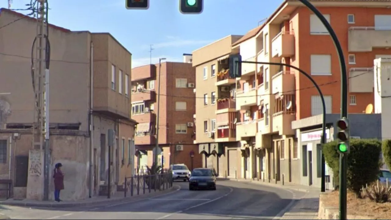 Un hombre mata a tiros a la madre de su expareja en Torreagüera, Murcia