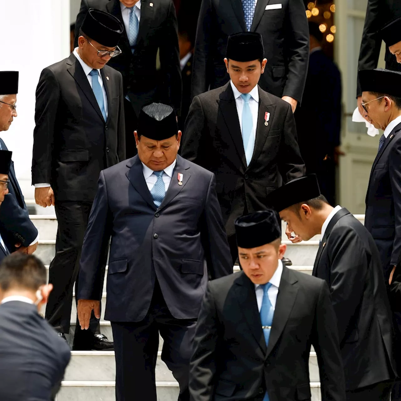 Kebijakan Prabowo Subianto dan Kabinet Menuai Kritik