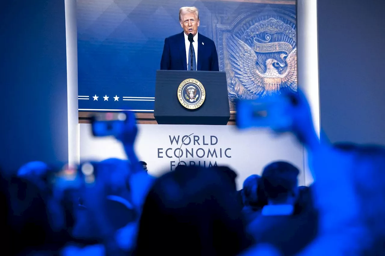 Donald Trump à Davos : son message aux patrons, « venez en Amérique ou payez des taxes »