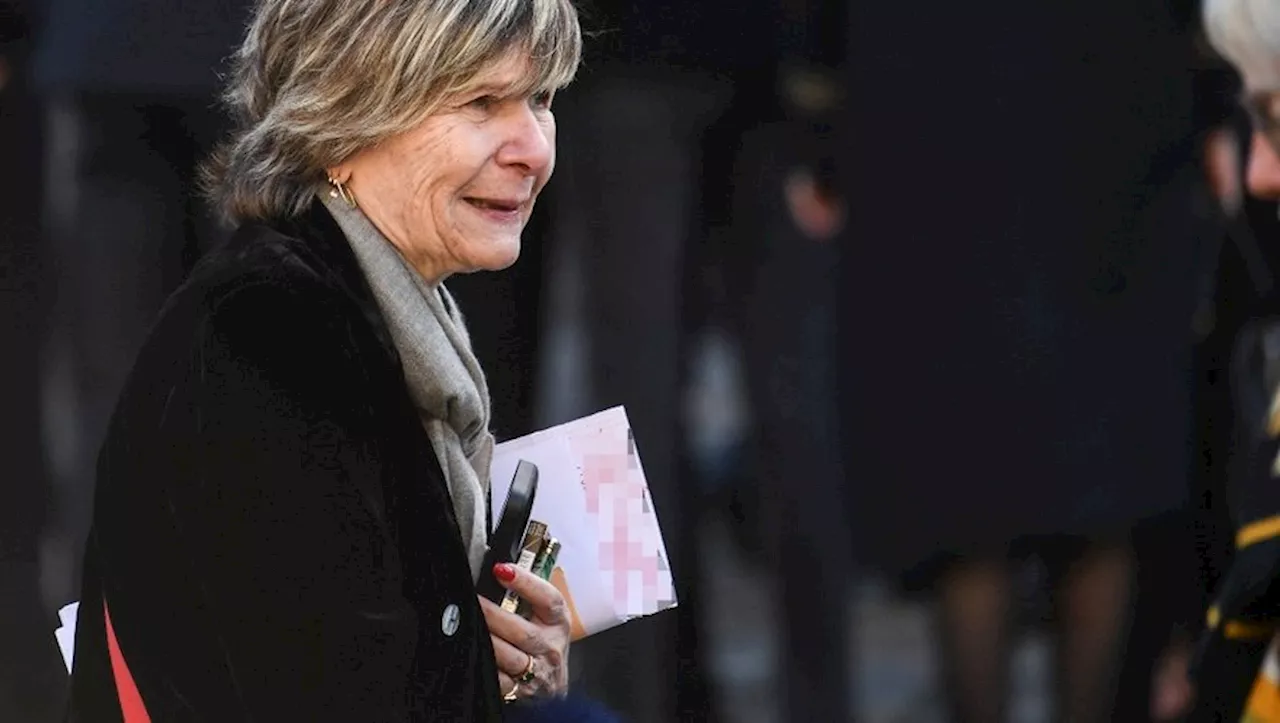 Mimi Marchand Jugée pour Extorsion à l'Encontre de Karine Le Marchand