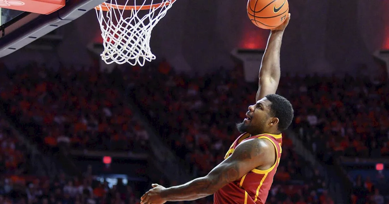 Desmond Claude scores 21 points as USC men defeat Nebraska