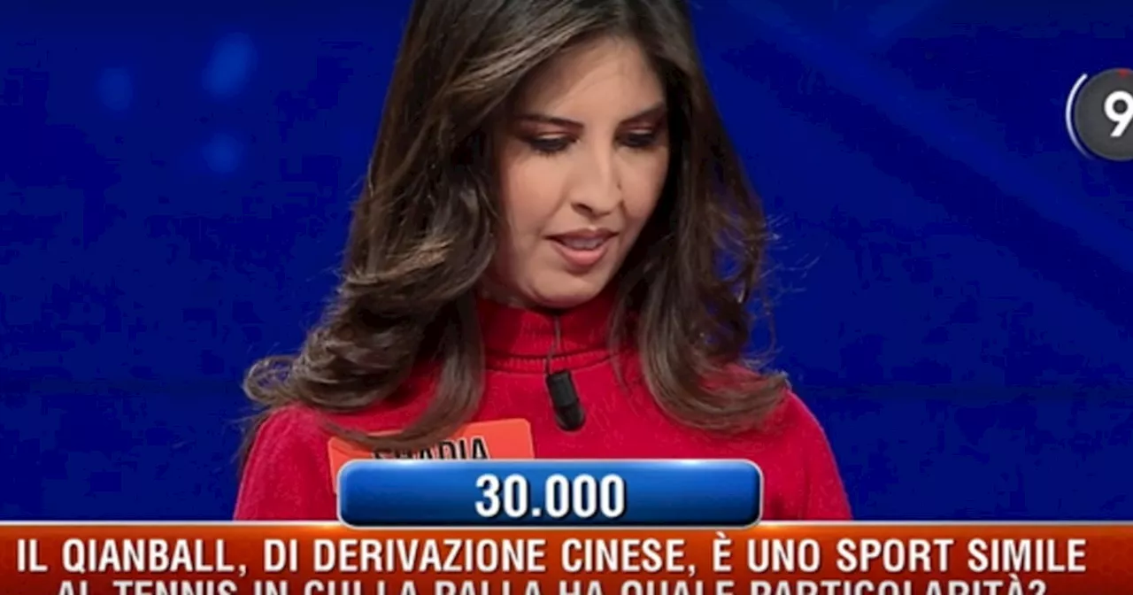 L'eredità, i 100 secondi sono un caso: "Visto cos'è successo dopo il gong?", e partono gli insulti