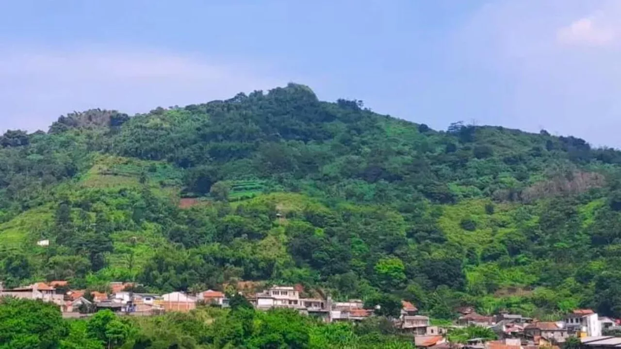 6 Fakta Menarik Gunung Padakasih di Cimahi Bandung, Titik Tertinggi Barisan Pegunungan Pematang Tengah