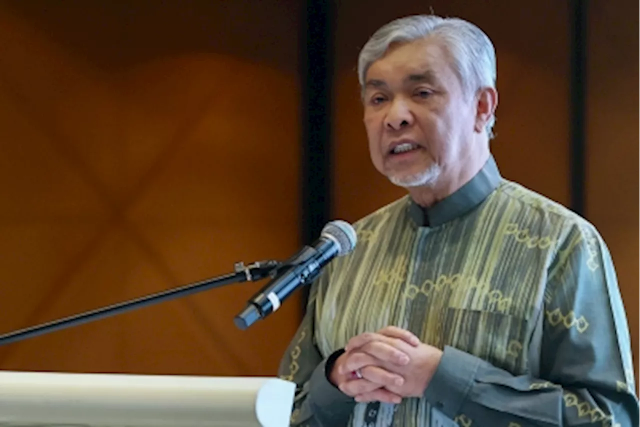 ‘Another time’: Zahid dodges question on AGC’s gag order move over ​​​​​​​Najib’s house arrest addendum