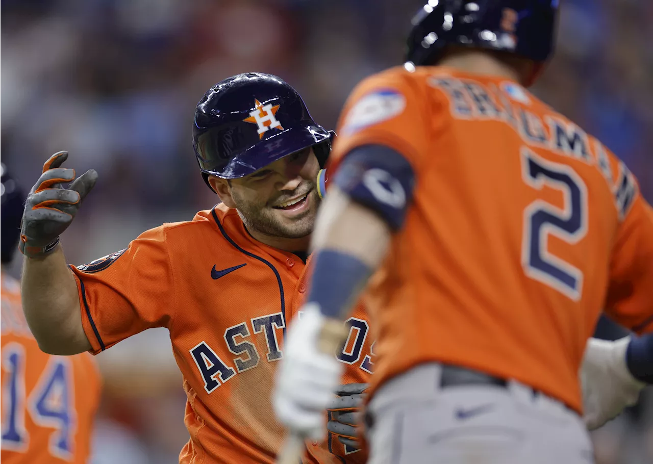 Astros Could Move Altuve to Outfield in Pursuit of Bregman Reunion