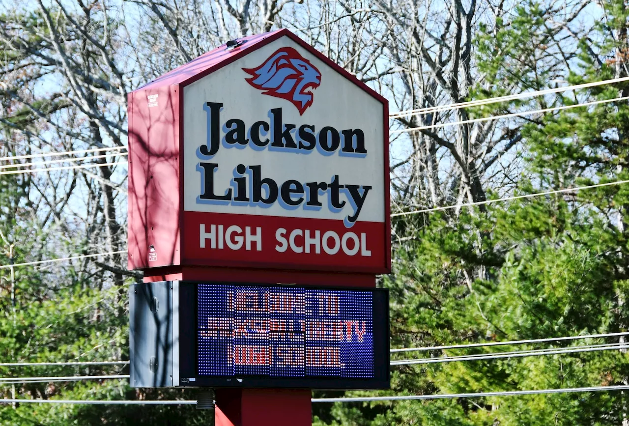 Jackson School District Considers Closing Middle School, Merging High Schools to Tackle Budget Crisis