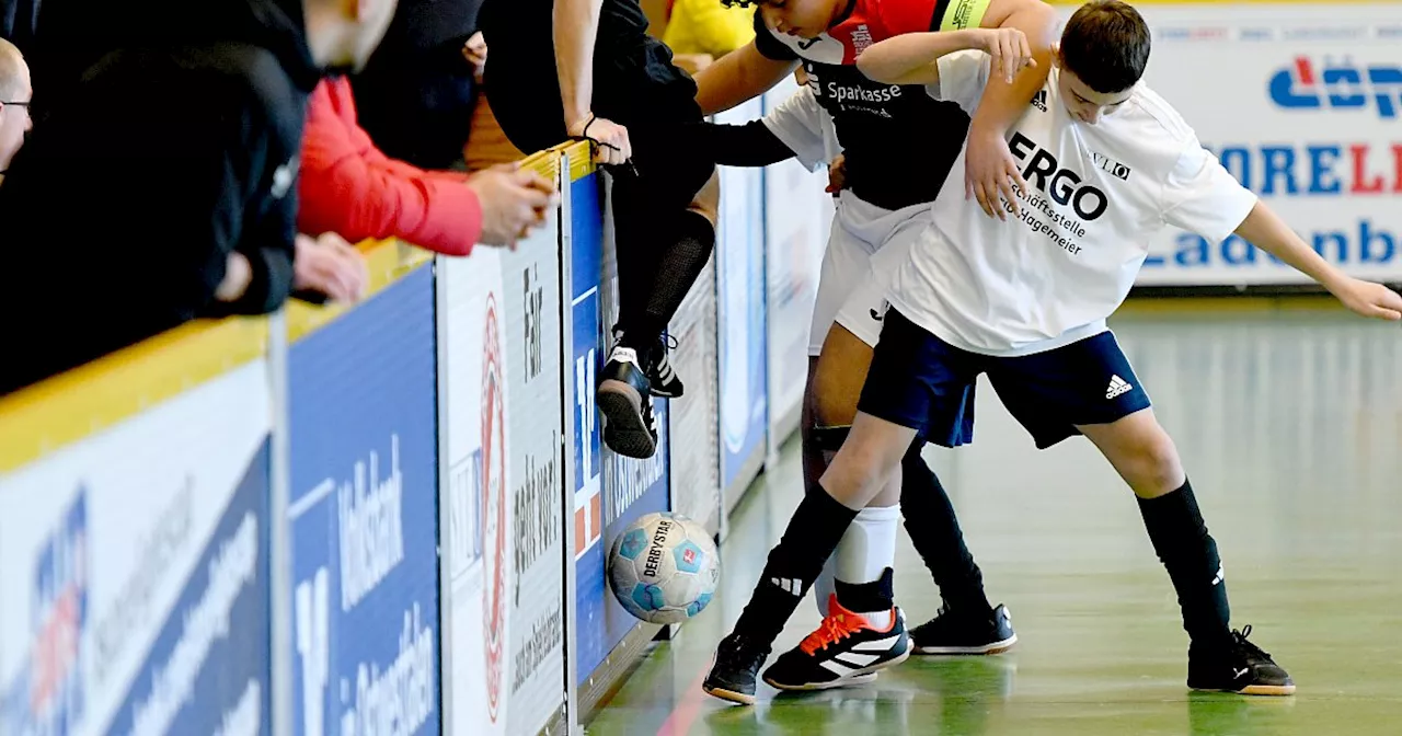 Fußball-Nachwuchs in Löhne: Mit Fotos – Leipzig räumte beim Storelights-Cup ab