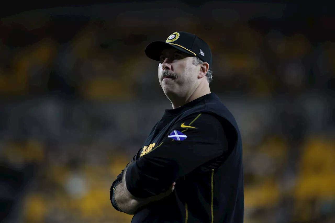 Pittsburgh Steelers' Offensive Coordinator Arthur Smith Under Fire