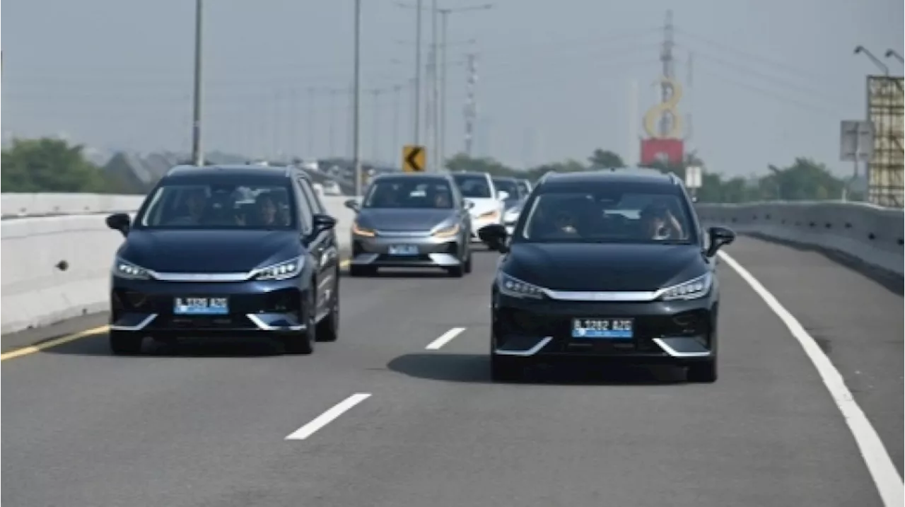 Ngegas! Kendaraan Listrik BYD Libas Fortuner dengan Kecepatan 150 Km/Jam, Berapa Harganya?