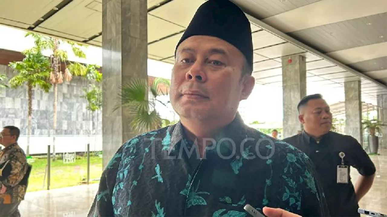 Wakil Ketua DPR Minta Komisi X Adakan Rapat Terbuka jika Mendiktisaintek Tak Bersalah