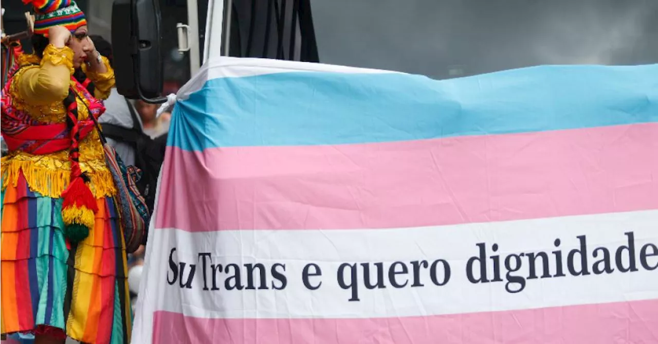 Em seis anos, quadruplica o total de estudantes trans na rede pública