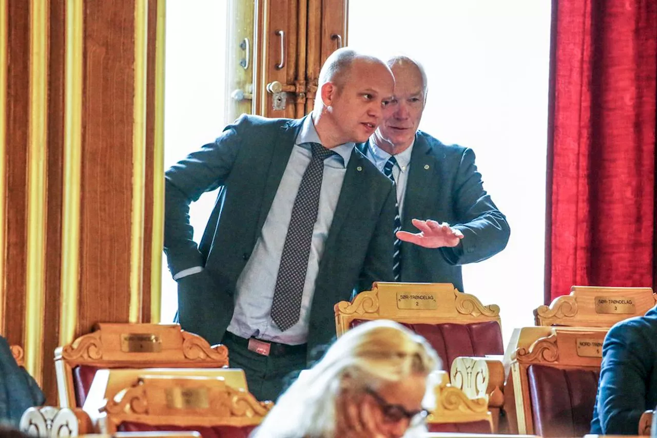 Strøm-kampen kan kaste regjeringen ut av kurs