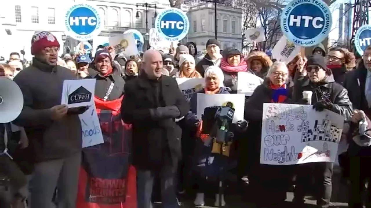 Housing advocates rally against bill that would allow Airbnb comeback in NYC