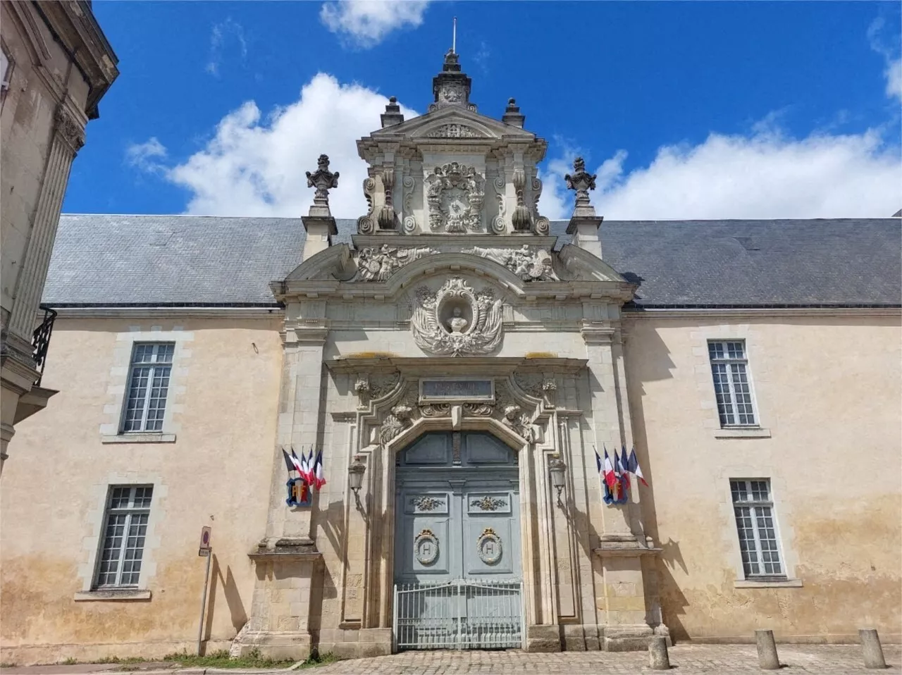 Fermeture du Prytanée militaire de La Flèche après de nombreux cas de gale