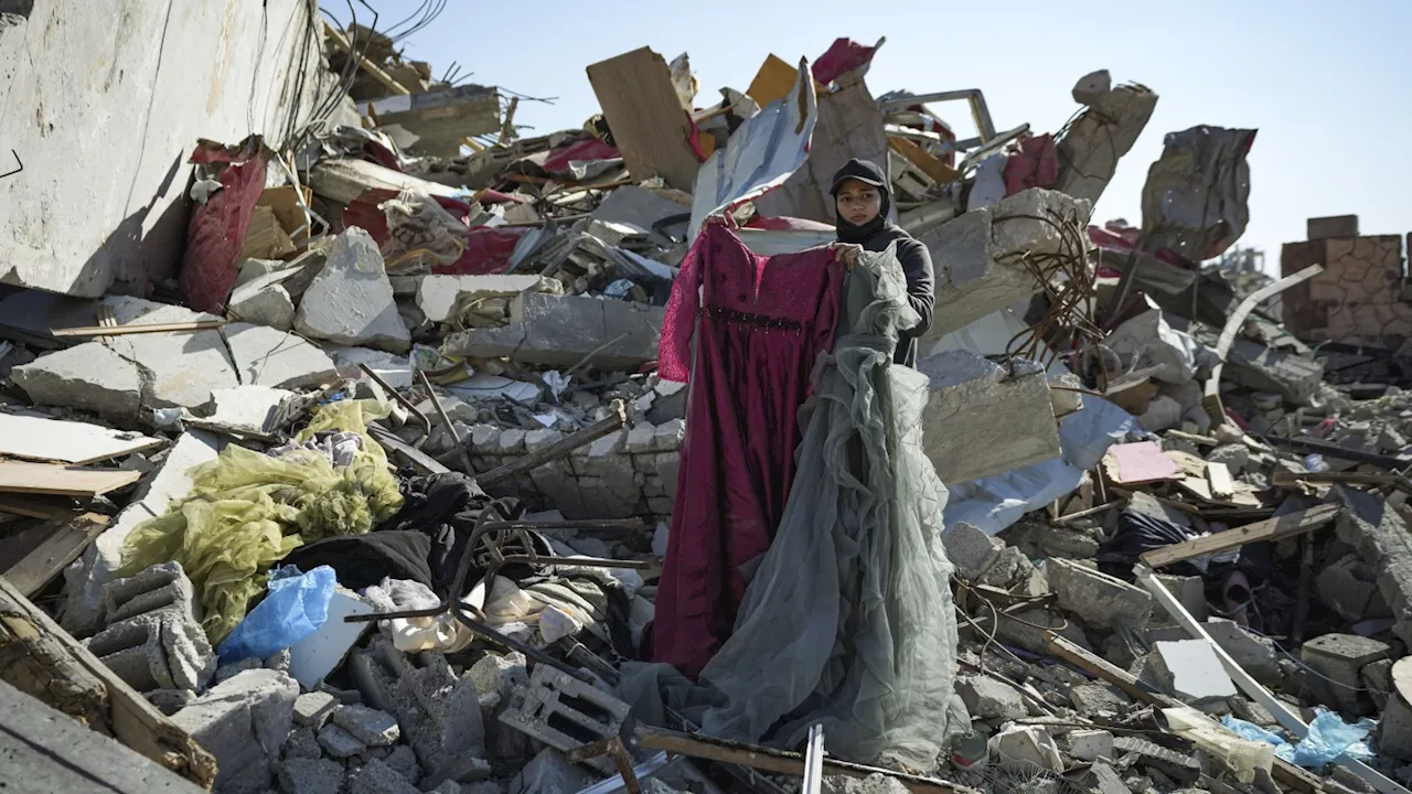 Israelis await names of next 4 hostages to be released by Hamas as part of the ceasefire