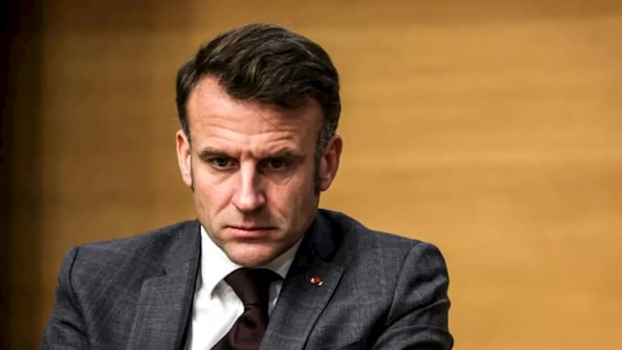 'C'est le grand absent': Emmanuel Macron en retrait et isolé depuis la dissolution