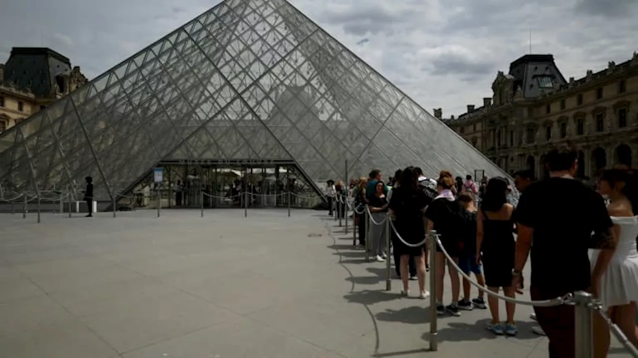 Rachida Dati au chevet du Louvre