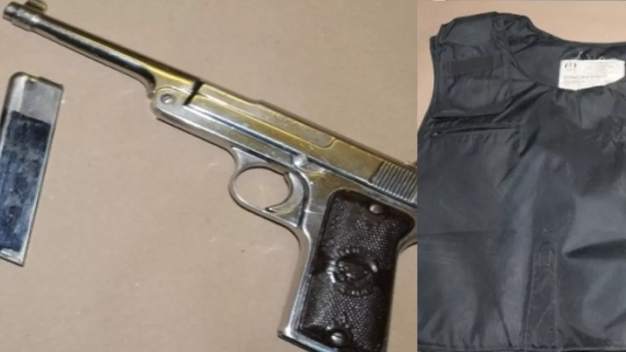 Loaded pistol, body armour found after arrest in Parksville: RCMP