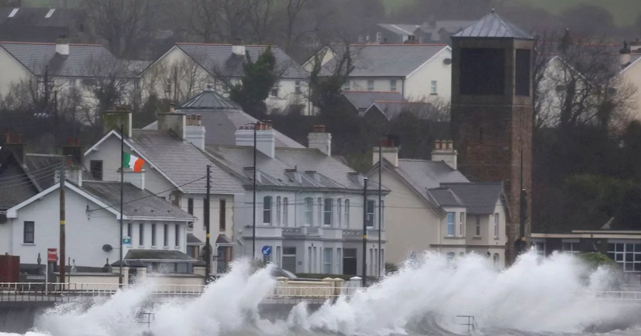 Storm Éowyn Leaves 10,000 Without Power in Scotland