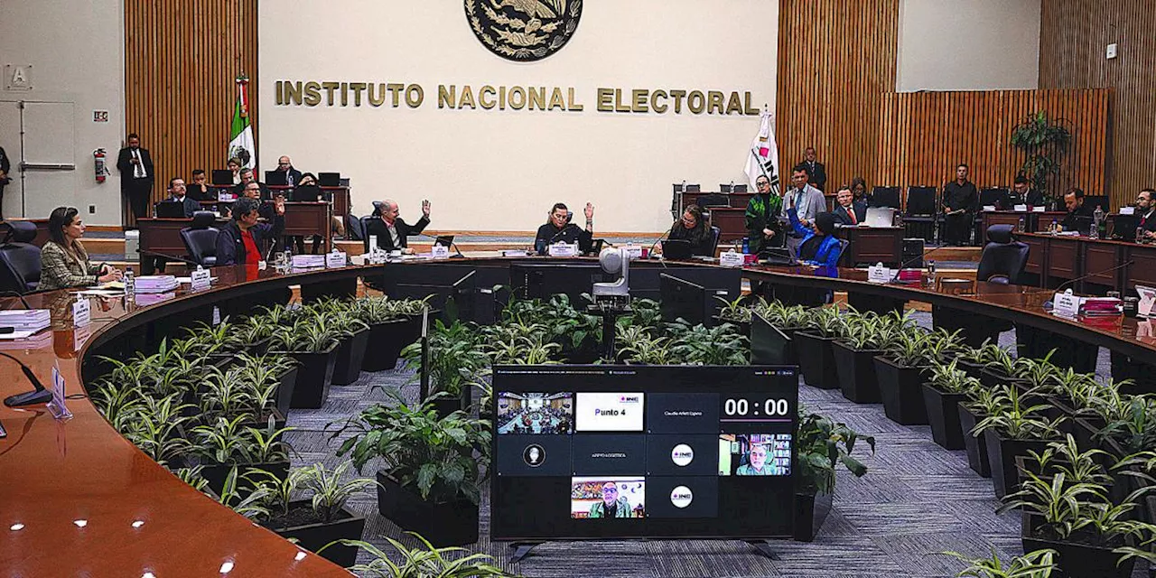 INE avala sancionar actos anticipados tanto de aspirantes como candidatos de la elección judicial