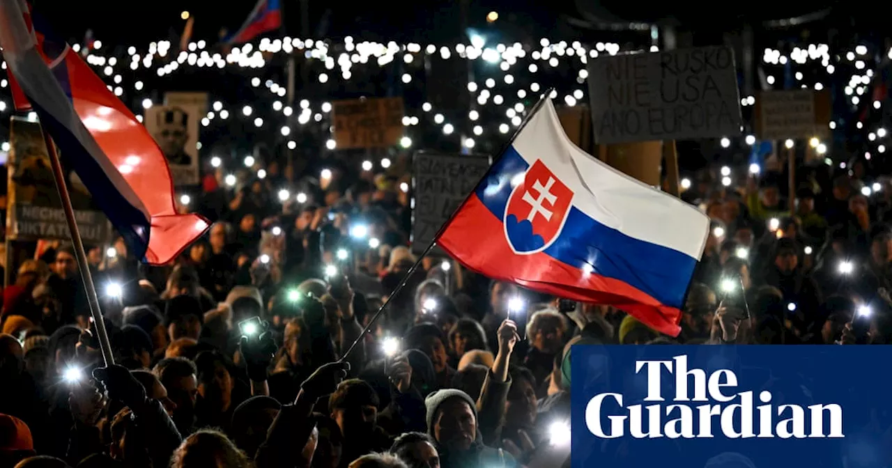 Tens of Thousands Protest in Slovakia Against Fico's Russia-Leaning Policies