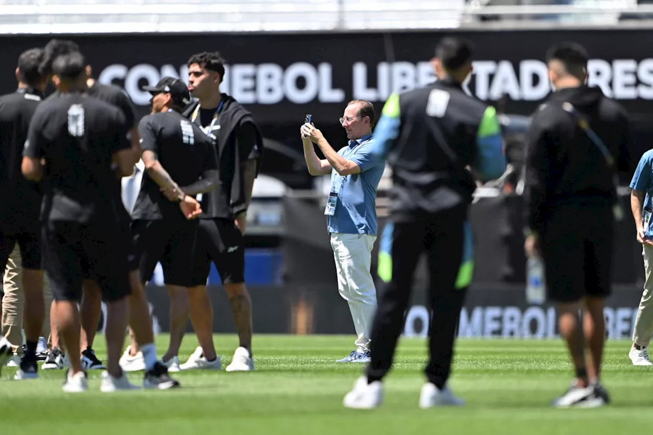 Botafogo Enfrenta Dificuldades na Janela de Transferências