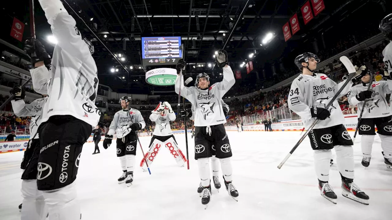 Aus 1:3 wird 7:4: Haie gewinnen irres Derby