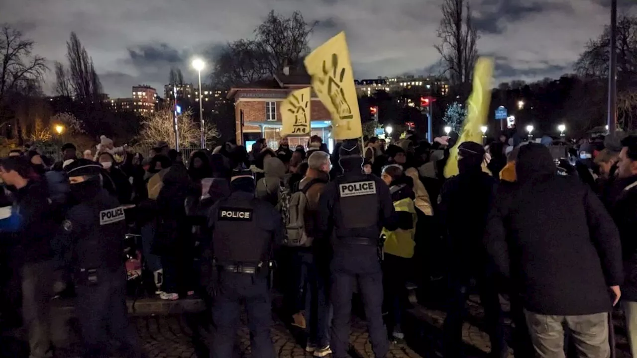 150 Réfugiés Sans-Abris Se Rassemblent à Paris pour Dénoncer leur Situation