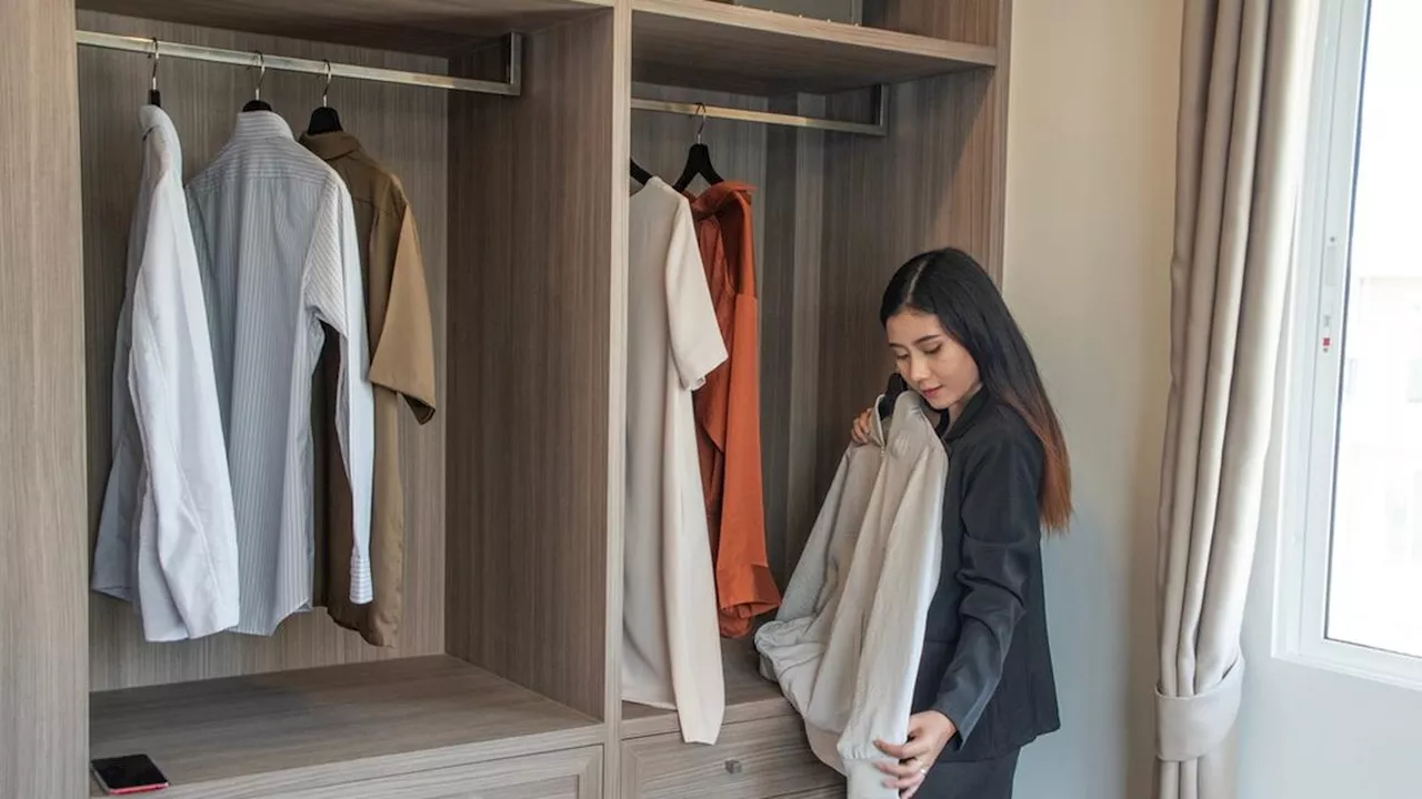 Tren Capsule Wardrobe: Minimalisme dalam Gaya Fashion