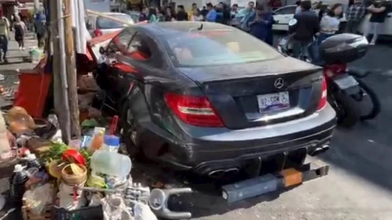 Tres adultos mayores lesionados por accidente vehicular en Cuauhtémoc