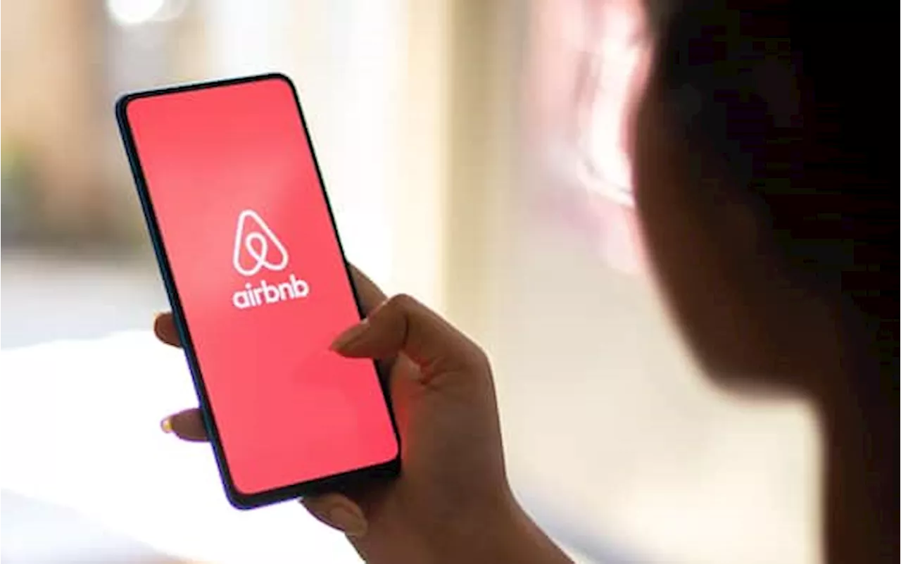 Airbnb Svela le Tendenze di Viaggio 2024: Soggiorni Unici e Esperienze Social