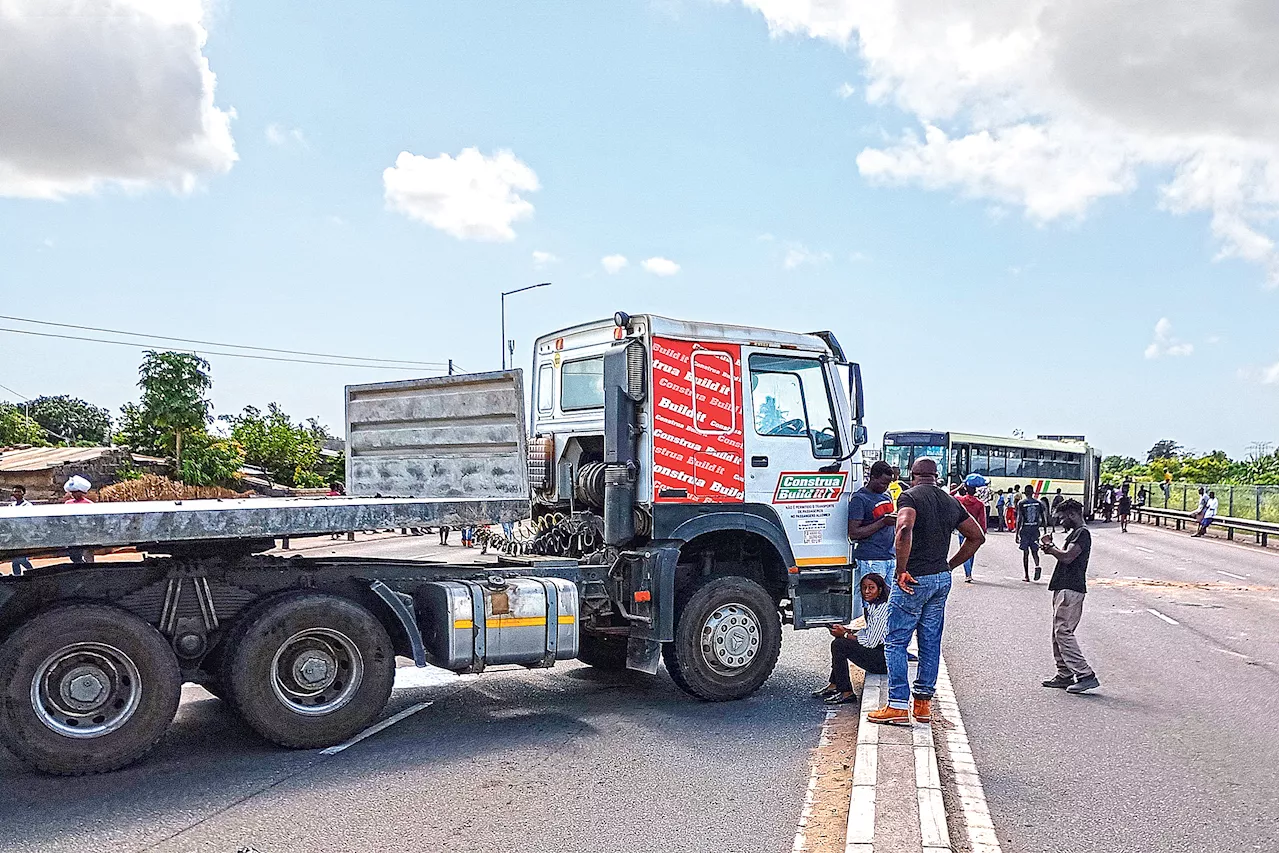 Protestos Violentos em Maputo contra Reintrodução de Portagens na N4