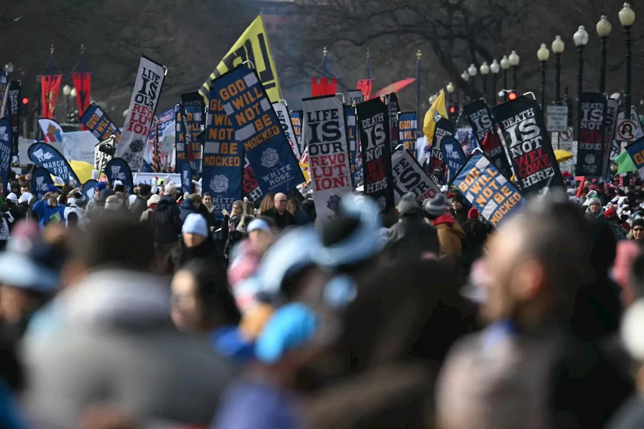 États-Unis : des dizaines de milliers de militants anti-avortement manifestent à Washington