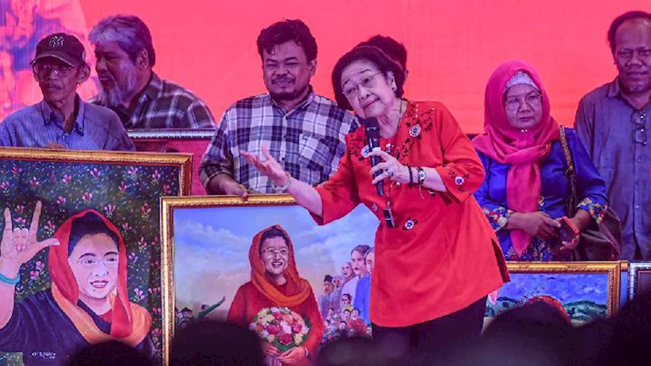 Megawati Soekarnoputri Berikan Bimbingan Teknis kepada Anggota DPRD Fraksi PDI Perjuangan