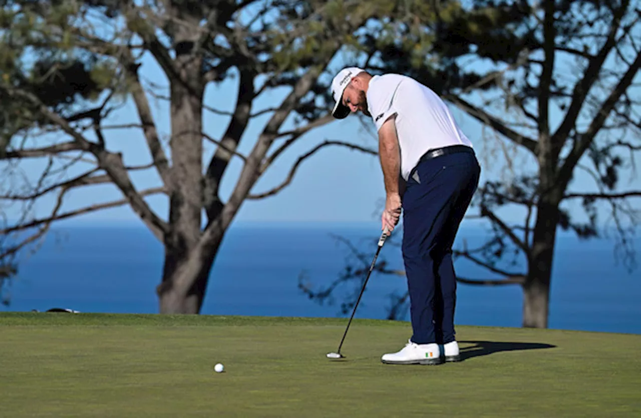 Strong Winds Halt Play at Farmers Insurance Open