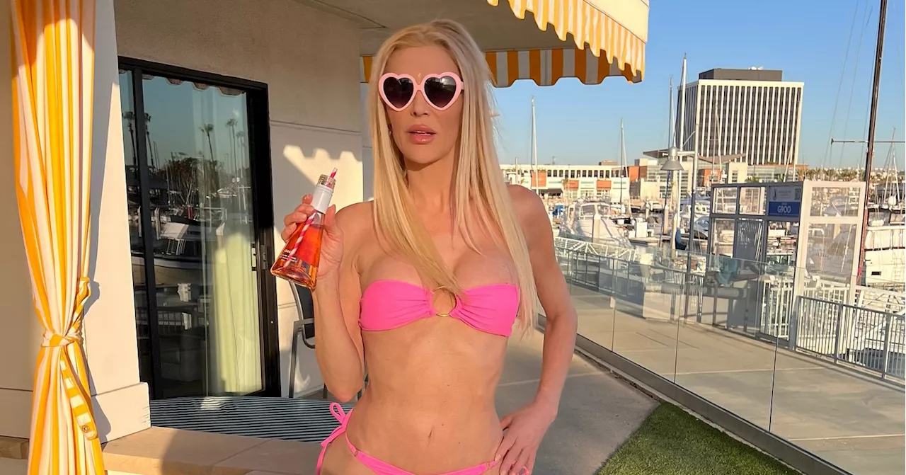 Brandi Glanville Shows Off Her Toned Figure in Sexy Pink Bikini