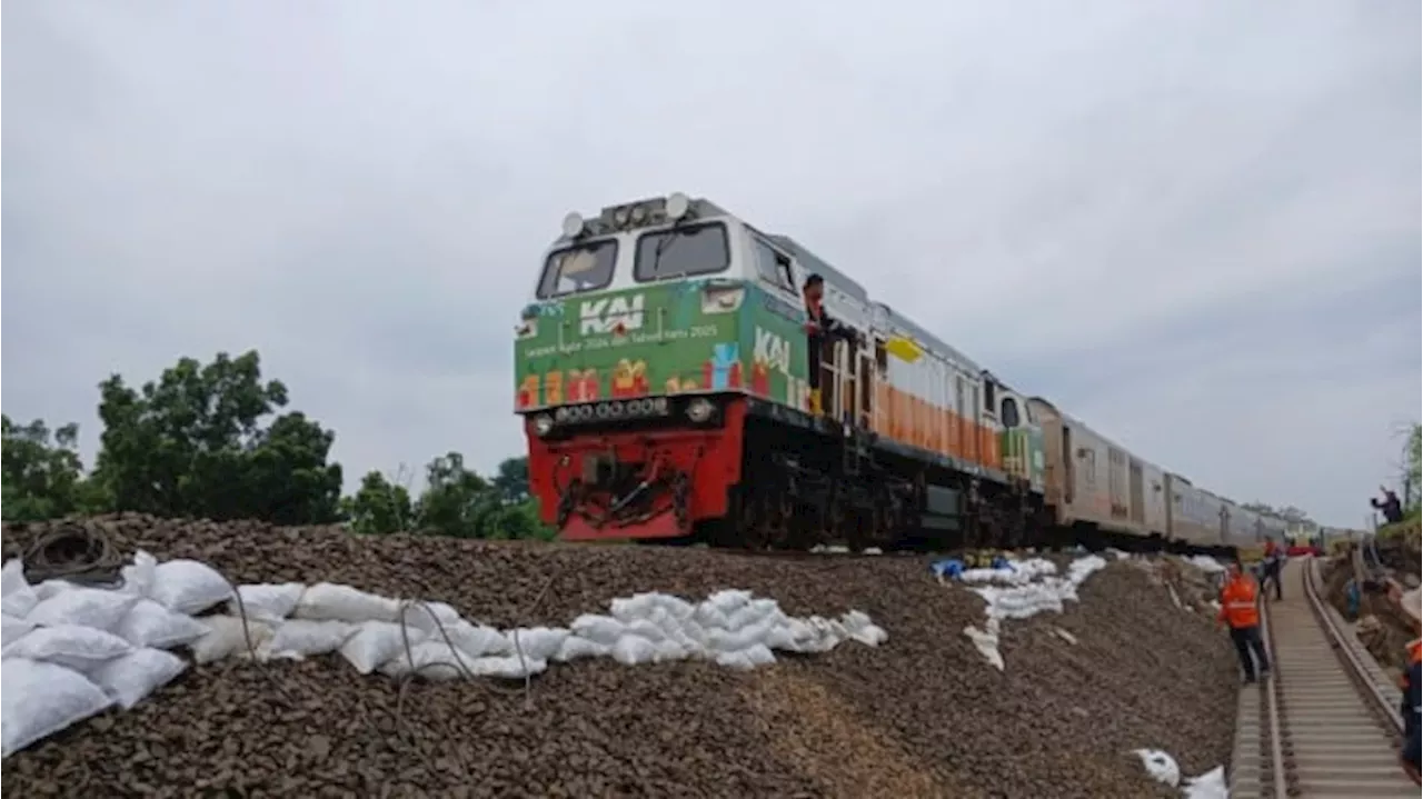 KAI Pulihkan Jalur Kereta Api di Grobogan Setelah Banjir